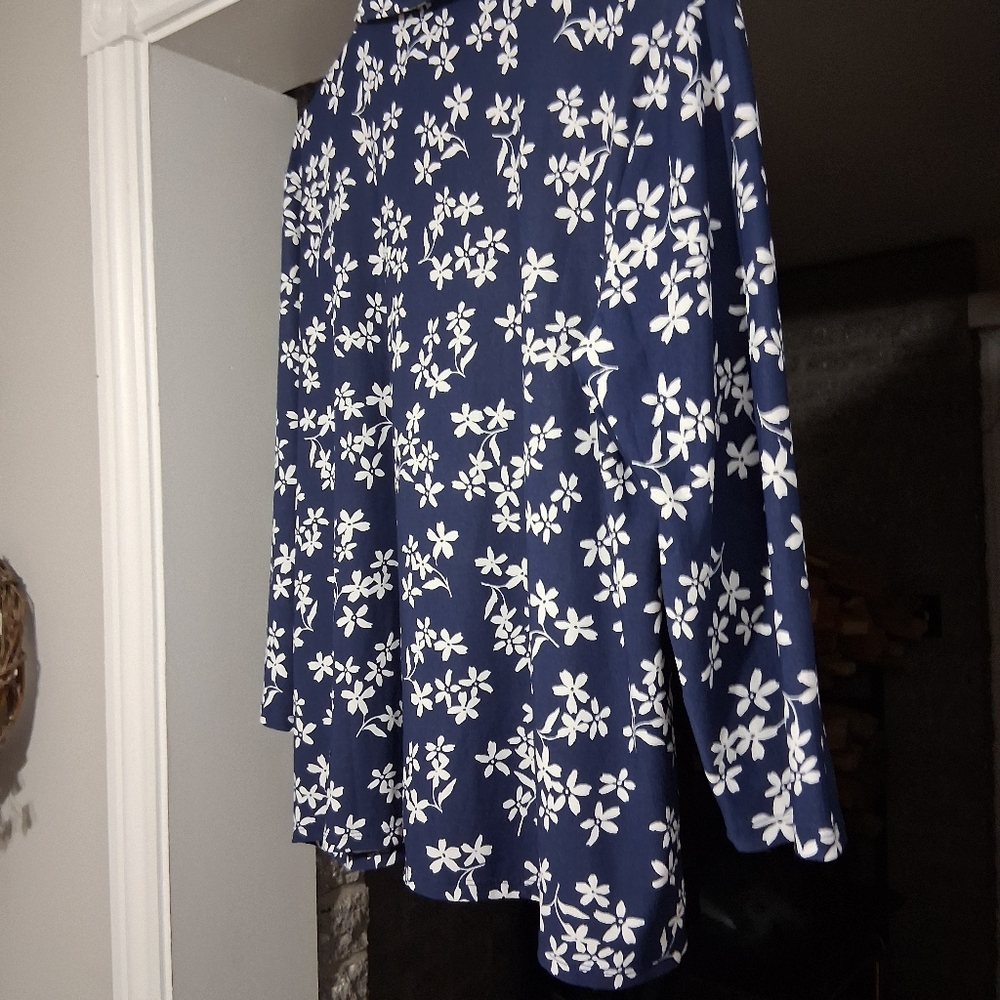 Floral Blue and White Women's Blouse